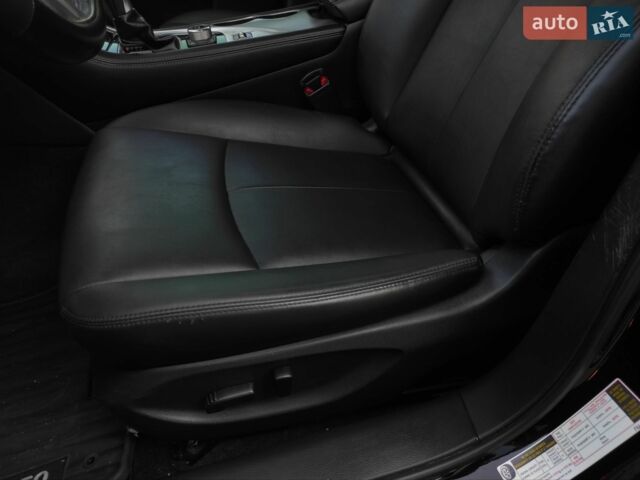 Чорний Інфініті Q50, об'ємом двигуна 1.99 л та пробігом 144 тис. км за 12700 $, фото 14 на Automoto.ua