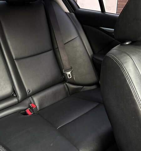 Черный Инфинити Q50, объемом двигателя 1.99 л и пробегом 150 тыс. км за 11499 $, фото 11 на Automoto.ua