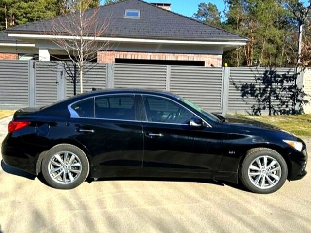 Черный Инфинити Q50, объемом двигателя 2 л и пробегом 137 тыс. км за 14500 $, фото 2 на Automoto.ua