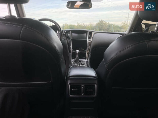 Черный Инфинити Q50, объемом двигателя 3 л и пробегом 155 тыс. км за 16699 $, фото 34 на Automoto.ua