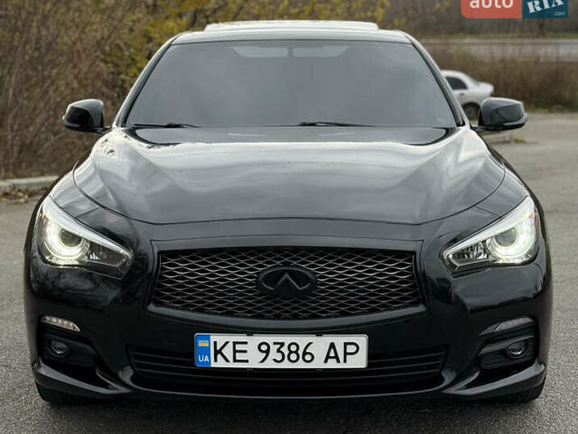 Черный Инфинити Q50, объемом двигателя 3 л и пробегом 155 тыс. км за 12000 $, фото 2 на Automoto.ua