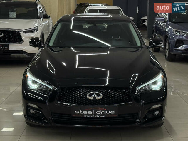 Черный Инфинити Q50, объемом двигателя 3 л и пробегом 137 тыс. км за 15499 $, фото 3 на Automoto.ua