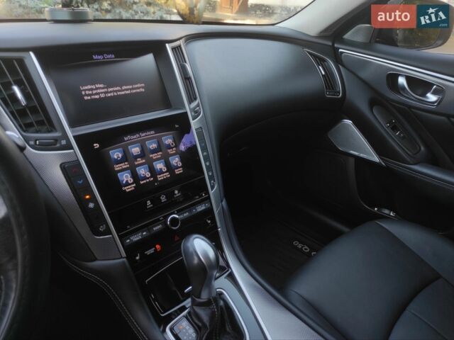 Чорний Інфініті Q50, об'ємом двигуна 1.99 л та пробігом 144 тис. км за 12700 $, фото 15 на Automoto.ua