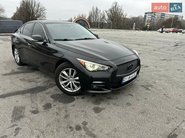 Черный Инфинити Q50, объемом двигателя 3 л и пробегом 80 тыс. км за 13300 $, фото 2 на Automoto.ua