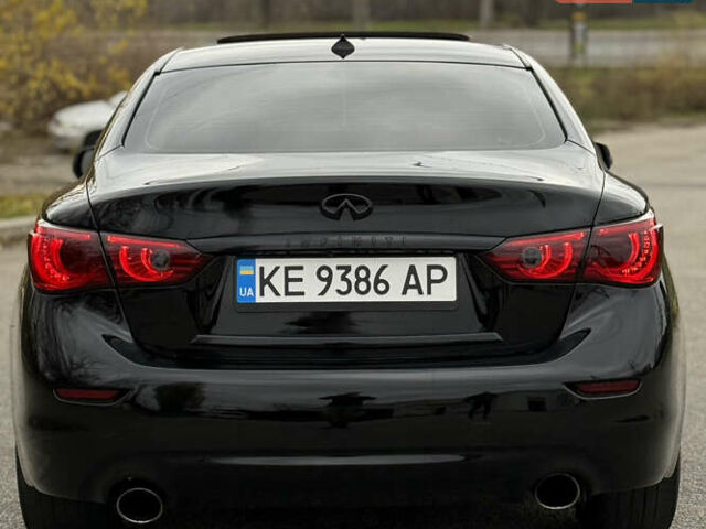 Черный Инфинити Q50, объемом двигателя 3 л и пробегом 155 тыс. км за 12000 $, фото 9 на Automoto.ua
