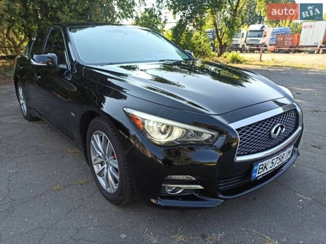Чорний Інфініті Q50, об'ємом двигуна 1.99 л та пробігом 144 тис. км за 12700 $, фото 3 на Automoto.ua