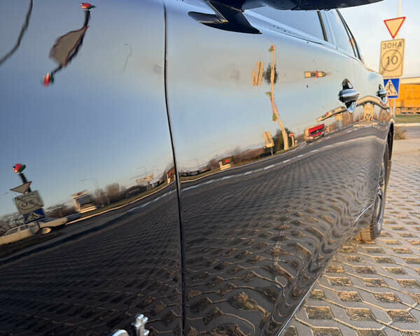 Чорний Інфініті Q50, об'ємом двигуна 3 л та пробігом 142 тис. км за 12500 $, фото 12 на Automoto.ua