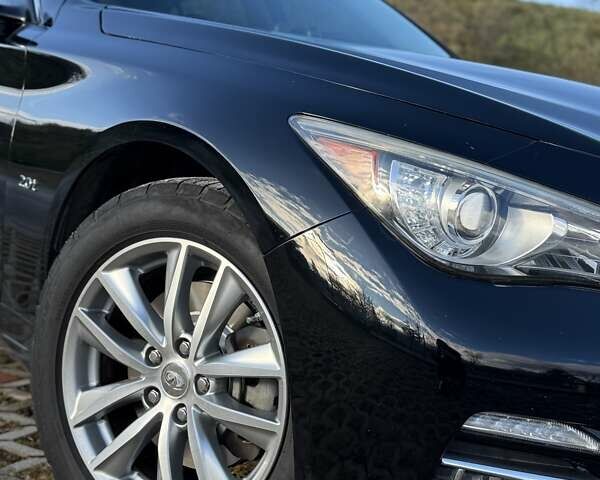 Черный Инфинити Q50, объемом двигателя 1.99 л и пробегом 140 тыс. км за 14500 $, фото 18 на Automoto.ua