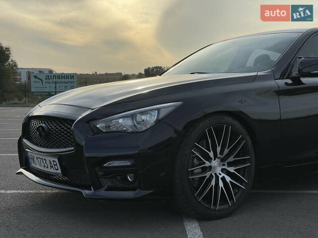 Черный Инфинити Q50, объемом двигателя 3 л и пробегом 155 тыс. км за 16699 $, фото 3 на Automoto.ua