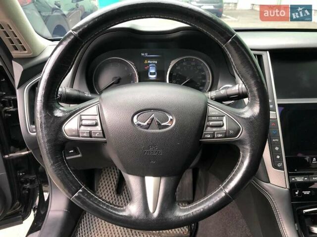 Чорний Інфініті Q50, об'ємом двигуна 3 л та пробігом 144 тис. км за 15350 $, фото 9 на Automoto.ua