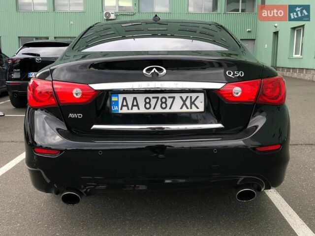 Чорний Інфініті Q50, об'ємом двигуна 3 л та пробігом 144 тис. км за 15350 $, фото 6 на Automoto.ua