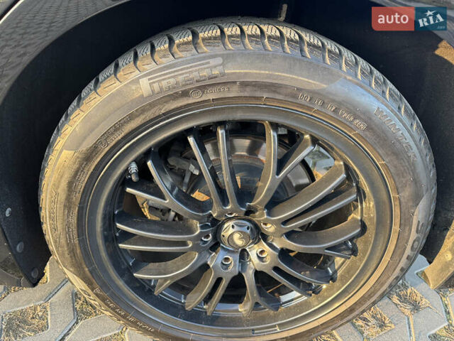 Чорний Інфініті Q50, об'ємом двигуна 3 л та пробігом 142 тис. км за 12500 $, фото 8 на Automoto.ua