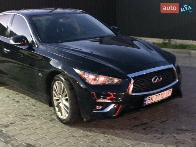 Черный Инфинити Q50, объемом двигателя 1.99 л и пробегом 165 тыс. км за 14999 $, фото 7 на Automoto.ua