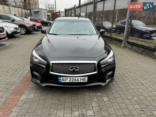 Черный Инфинити Q50, объемом двигателя 3 л и пробегом 100 тыс. км за 9999 $, фото 1 на Automoto.ua