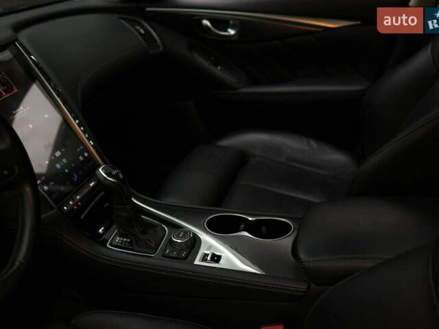 Черный Инфинити Q50, объемом двигателя 3 л и пробегом 157 тыс. км за 17777 $, фото 18 на Automoto.ua