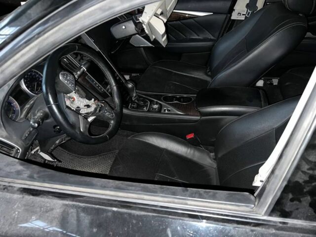 Черный Инфинити Q50, объемом двигателя 3 л и пробегом 120 тыс. км за 7900 $, фото 5 на Automoto.ua