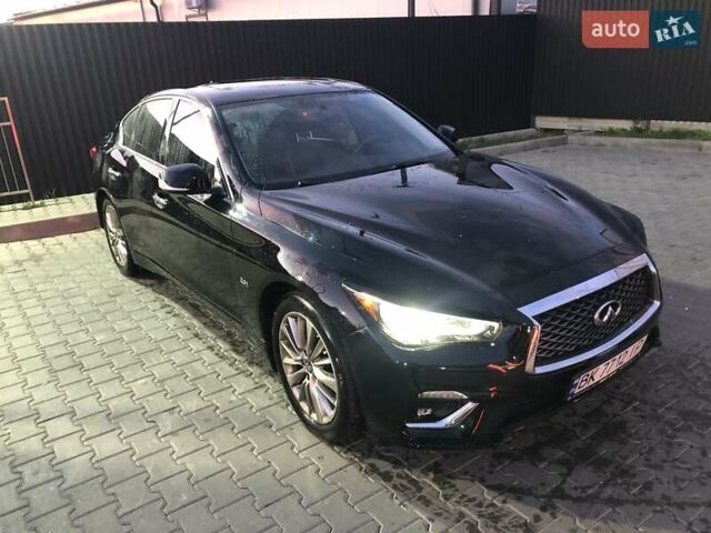 Черный Инфинити Q50, объемом двигателя 1.99 л и пробегом 165 тыс. км за 14999 $, фото 2 на Automoto.ua