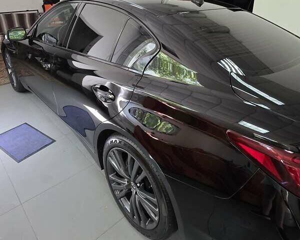 Чорний Інфініті Q50, об'ємом двигуна 3 л та пробігом 79 тис. км за 16000 $, фото 3 на Automoto.ua