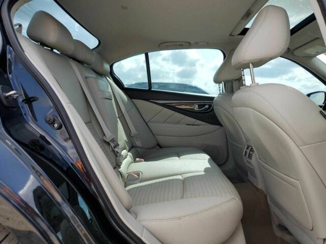 Чорний Інфініті Q50, об'ємом двигуна 0 л та пробігом 75 тис. км за 6500 $, фото 9 на Automoto.ua