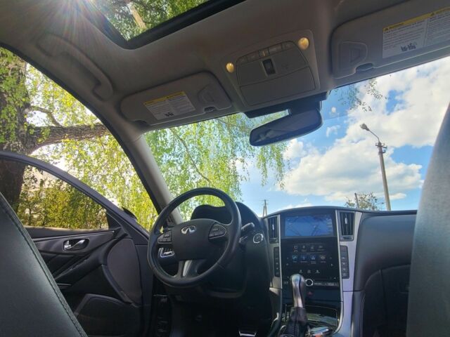 Чорний Інфініті Q50, об'ємом двигуна 0 л та пробігом 95 тис. км за 19000 $, фото 10 на Automoto.ua
