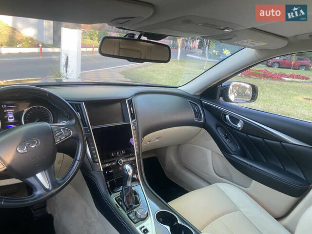 Черный Инфинити Q50, объемом двигателя 2.14 л и пробегом 90 тыс. км за 17200 $, фото 3 на Automoto.ua