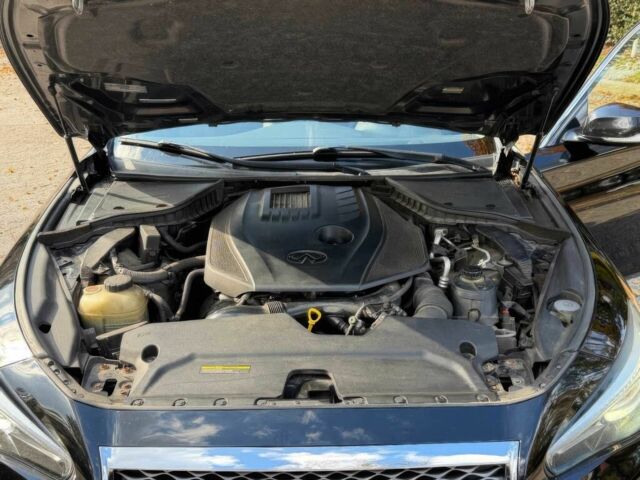 Чорний Інфініті Q50, об'ємом двигуна 2 л та пробігом 50 тис. км за 5500 $, фото 15 на Automoto.ua