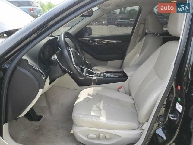 Черный Инфинити Q50, объемом двигателя 3 л и пробегом 80 тыс. км за 2900 $, фото 6 на Automoto.ua