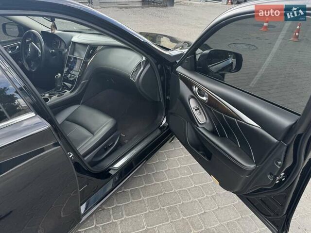 Чорний Інфініті Q50, об'ємом двигуна 1.99 л та пробігом 108 тис. км за 18000 $, фото 14 на Automoto.ua