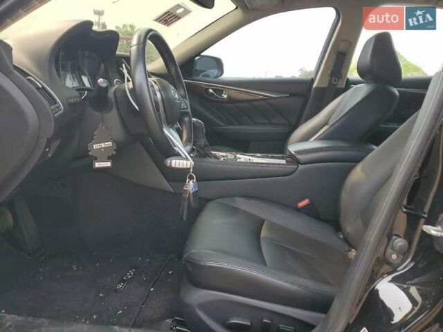 Черный Инфинити Q50, объемом двигателя 3 л и пробегом 84 тыс. км за 2900 $, фото 6 на Automoto.ua