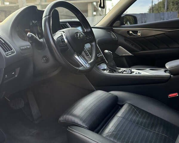 Чорний Інфініті Q50, об'ємом двигуна 3 л та пробігом 89 тис. км за 17600 $, фото 28 на Automoto.ua