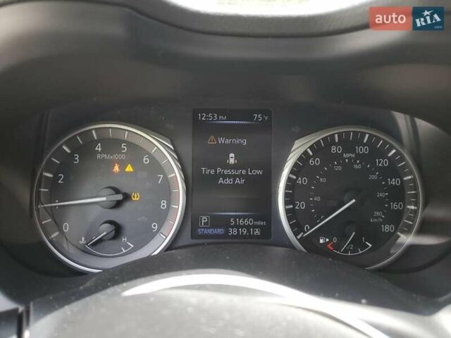 Черный Инфинити Q50, объемом двигателя 3 л и пробегом 80 тыс. км за 2900 $, фото 8 на Automoto.ua