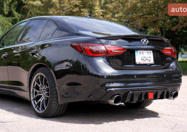 Чорний Інфініті Q50, об'ємом двигуна 3 л та пробігом 66 тис. км за 26500 $, фото 3 на Automoto.ua