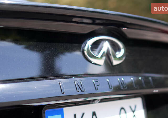 Чорний Інфініті Q50, об'ємом двигуна 3 л та пробігом 66 тис. км за 26500 $, фото 24 на Automoto.ua