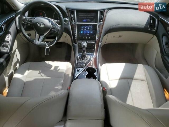 Черный Инфинити Q50, объемом двигателя 3 л и пробегом 80 тыс. км за 2900 $, фото 7 на Automoto.ua