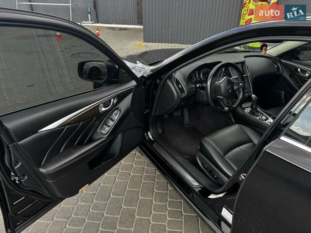 Чорний Інфініті Q50, об'ємом двигуна 1.99 л та пробігом 108 тис. км за 18000 $, фото 10 на Automoto.ua