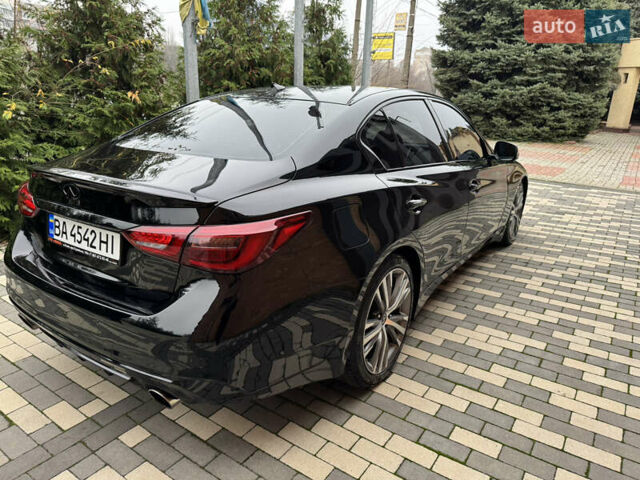 Чорний Інфініті Q50, об'ємом двигуна 3 л та пробігом 89 тис. км за 17600 $, фото 7 на Automoto.ua