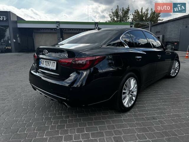 Чорний Інфініті Q50, об'ємом двигуна 1.99 л та пробігом 108 тис. км за 18000 $, фото 4 на Automoto.ua