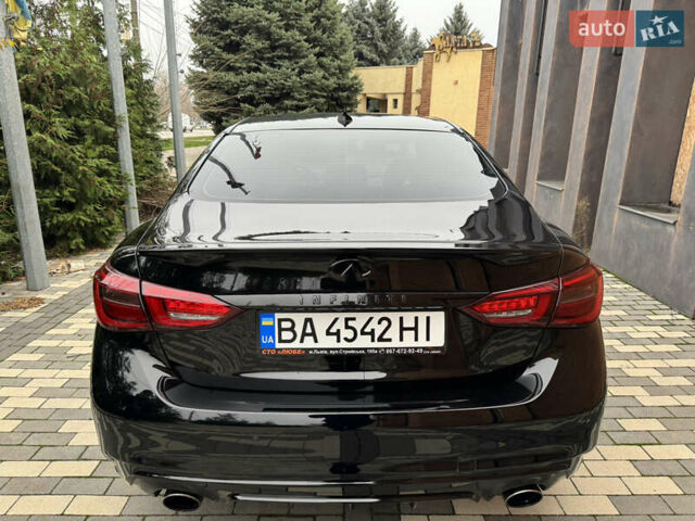 Чорний Інфініті Q50, об'ємом двигуна 3 л та пробігом 89 тис. км за 17600 $, фото 6 на Automoto.ua
