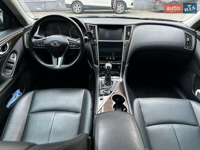 Черный Инфинити Q50, объемом двигателя 3 л и пробегом 110 тыс. км за 18500 $, фото 16 на Automoto.ua