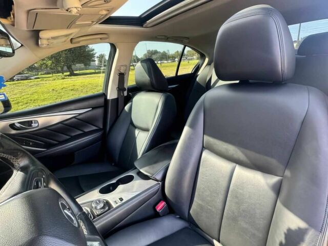 Черный Инфинити Q50, объемом двигателя 3 л и пробегом 40 тыс. км за 7700 $, фото 8 на Automoto.ua