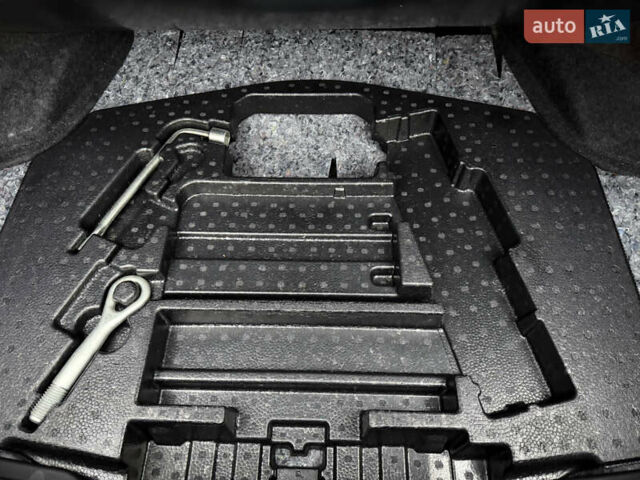 Черный Инфинити Q50, объемом двигателя 1.99 л и пробегом 38 тыс. км за 21500 $, фото 26 на Automoto.ua