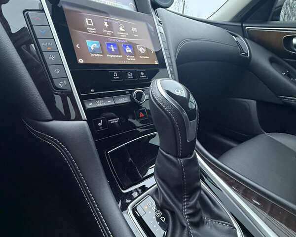 Чорний Інфініті Q50, об'ємом двигуна 1.99 л та пробігом 38 тис. км за 21500 $, фото 58 на Automoto.ua