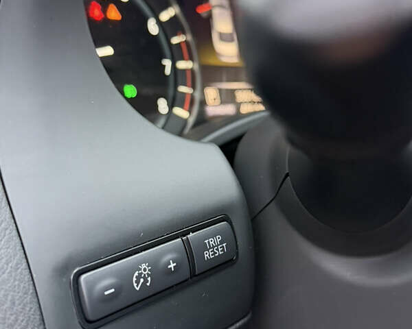 Чорний Інфініті Q50, об'ємом двигуна 1.99 л та пробігом 38 тис. км за 21500 $, фото 40 на Automoto.ua