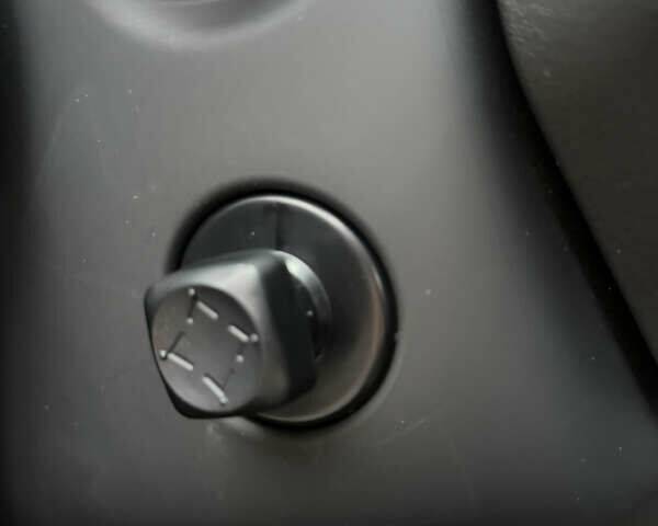 Черный Инфинити Q50, объемом двигателя 1.99 л и пробегом 38 тыс. км за 21500 $, фото 54 на Automoto.ua