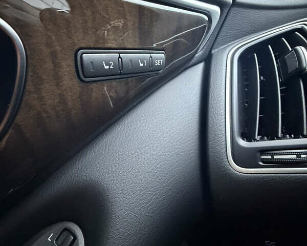 Чорний Інфініті Q50, об'ємом двигуна 1.99 л та пробігом 38 тис. км за 21500 $, фото 67 на Automoto.ua