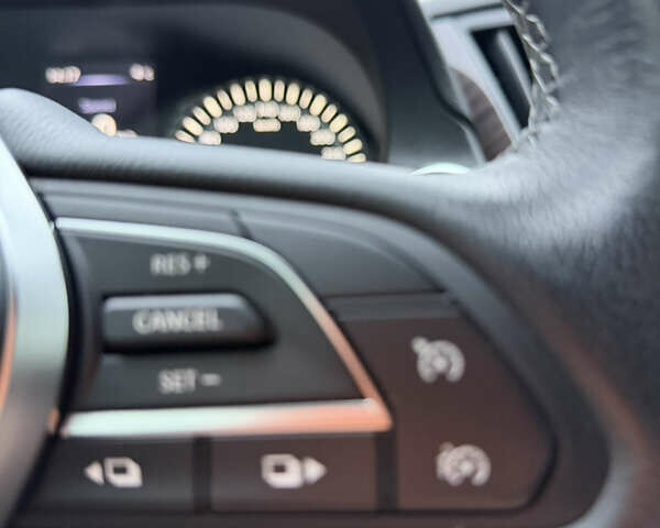 Чорний Інфініті Q50, об'ємом двигуна 1.99 л та пробігом 38 тис. км за 21500 $, фото 45 на Automoto.ua