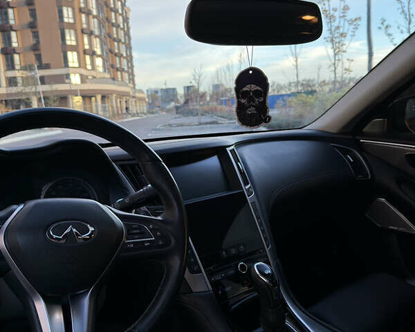 Чорний Інфініті Q50, об'ємом двигуна 3 л та пробігом 82 тис. км за 23000 $, фото 25 на Automoto.ua