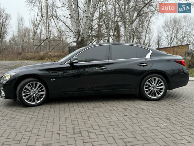 Черный Инфинити Q50, объемом двигателя 1.99 л и пробегом 38 тыс. км за 21500 $, фото 11 на Automoto.ua