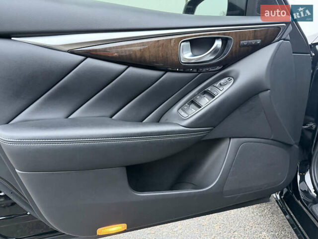 Чорний Інфініті Q50, об'ємом двигуна 1.99 л та пробігом 38 тис. км за 20950 $, фото 41 на Automoto.ua