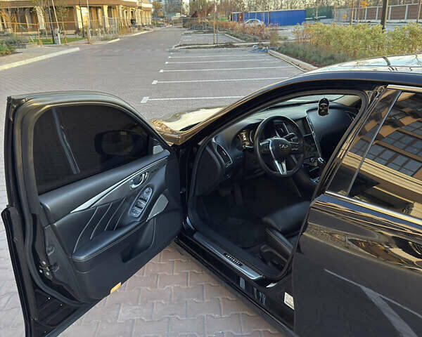 Чорний Інфініті Q50, об'ємом двигуна 3 л та пробігом 82 тис. км за 23000 $, фото 23 на Automoto.ua